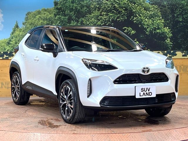 TOYOTA YARIS CROSS HYBRID 2025