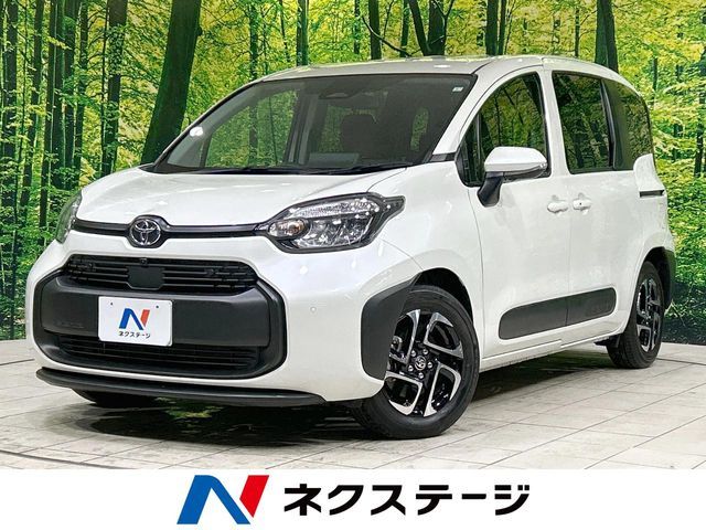TOYOTA SIENTA HYBRID 2023
