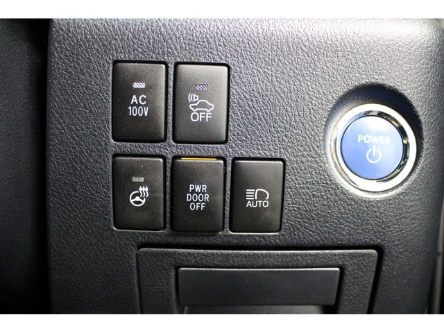 TOYOTA ALPHARD hybrid 4WD 2017