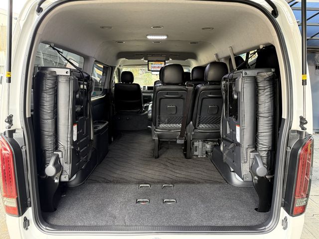 TOYOTA HIACE wagon 2023