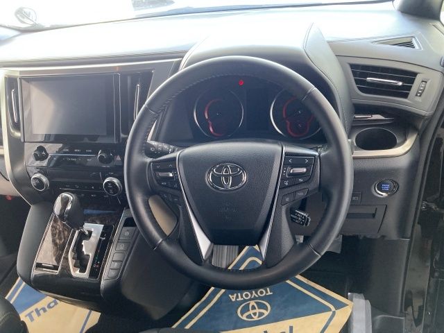 TOYOTA ALPHARD 2022