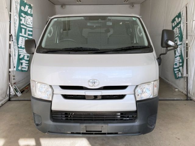 TOYOTA HIACE van 2WD 2019