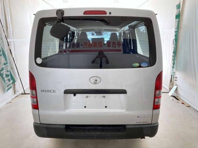 TOYOTA HIACE van 2WD 2019