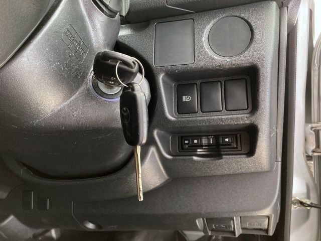 TOYOTA HIACE van 2WD 2019