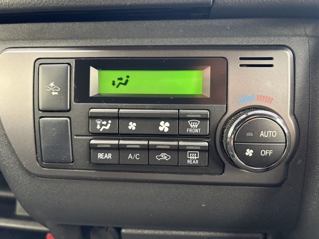 TOYOTA HIACE van 4WD 2020