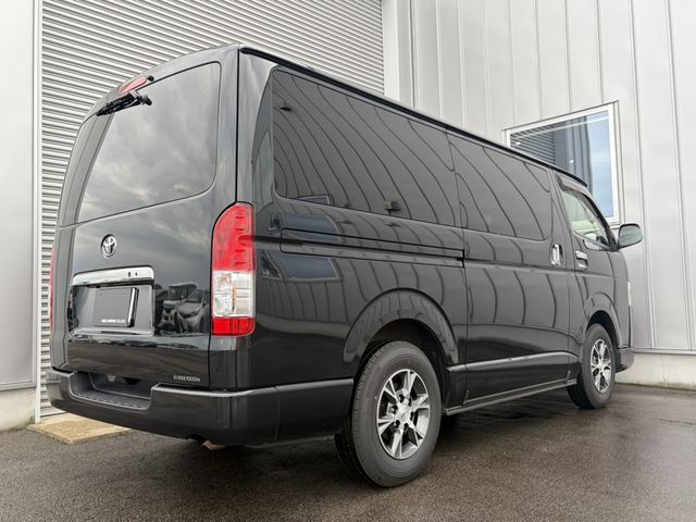 TOYOTA HIACE van 4WD 2020