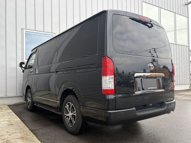 TOYOTA HIACE van 4WD 2020