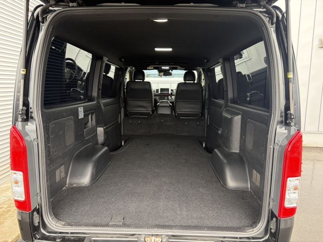 TOYOTA HIACE van 4WD 2020