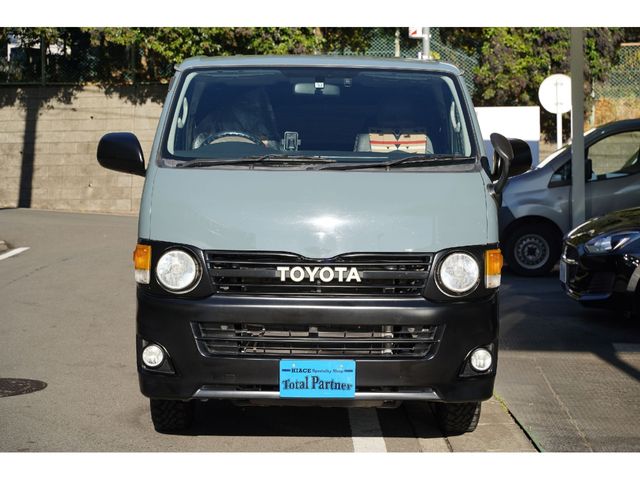 TOYOTA HIACE van 2WD 2012