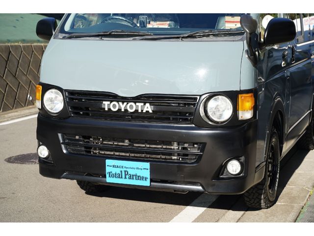 TOYOTA HIACE van 2WD 2012