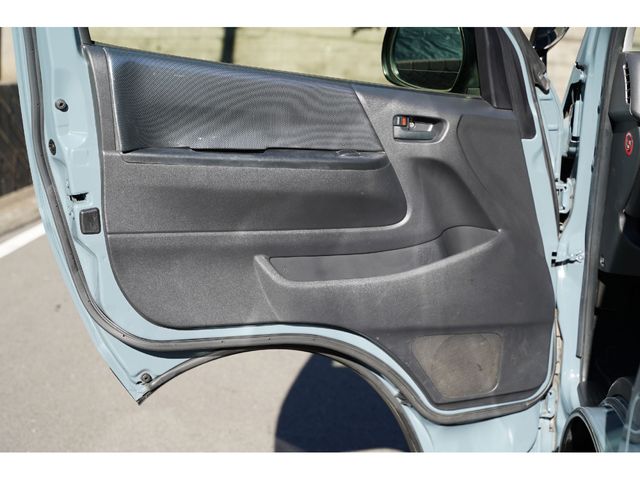 TOYOTA HIACE van 2WD 2012