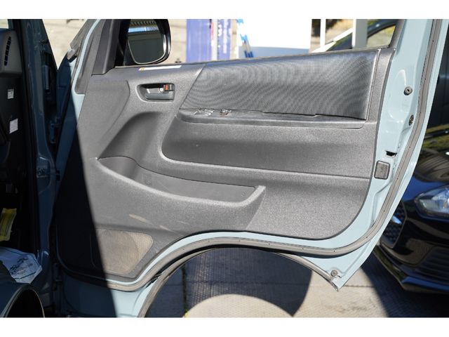 TOYOTA HIACE van 2WD 2012