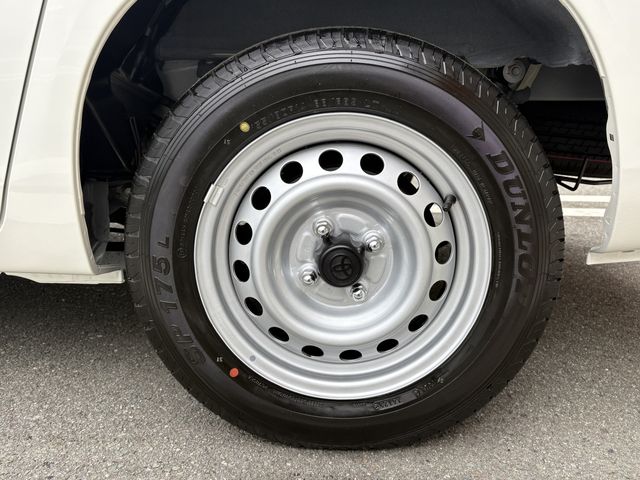 TOYOTA PROBOX van 2WD 2025