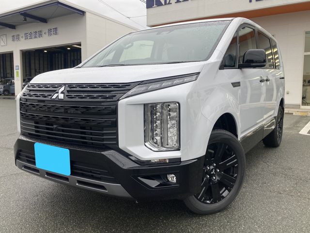 MITSUBISHI DELICA D:5 4WD 2025