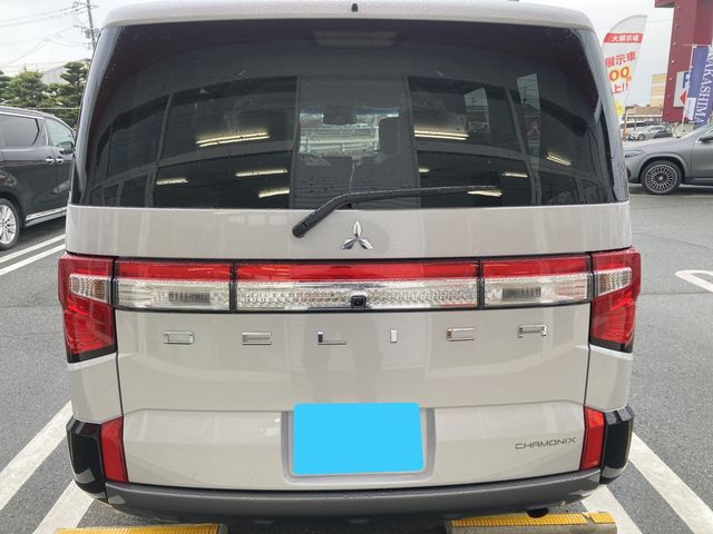 MITSUBISHI DELICA D:5 4WD 2025