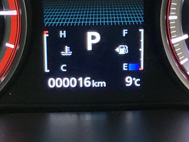 MITSUBISHI DELICA D:5 4WD 2025