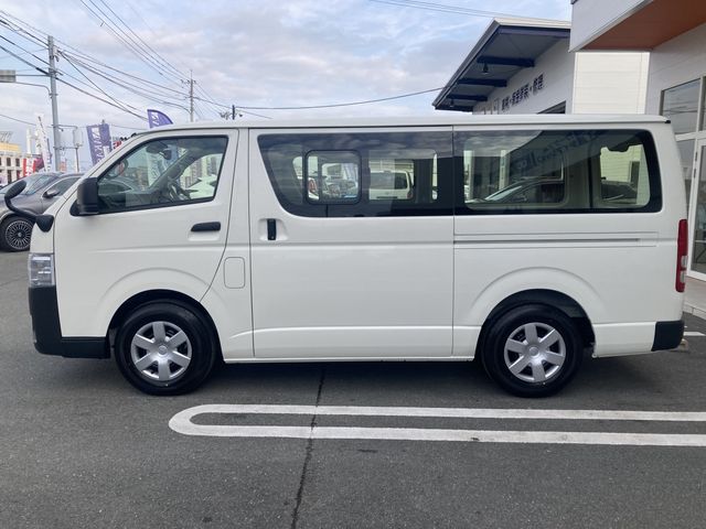 TOYOTA HIACE van 2WD 2025