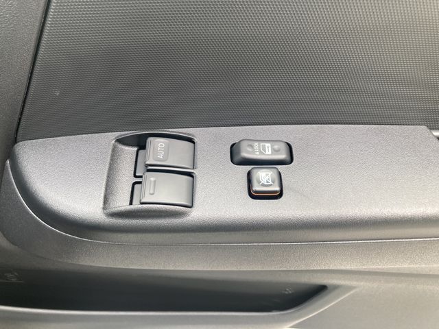 TOYOTA HIACE van 2WD 2025