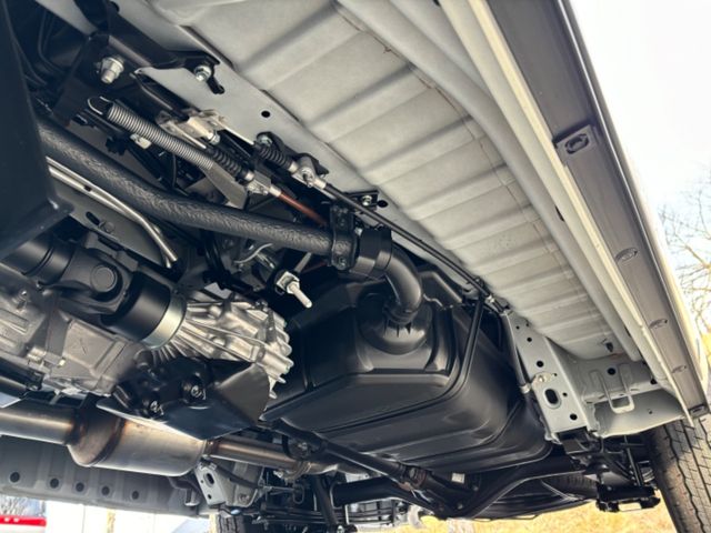 TOYOTA HIACE van 4WD 2025