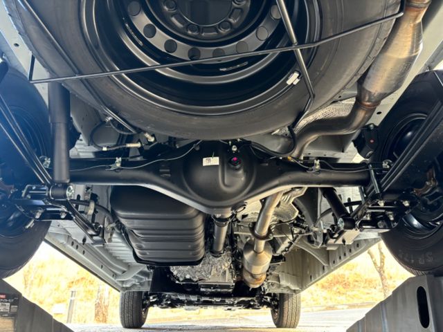 TOYOTA HIACE van 4WD 2025