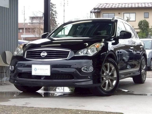 NISSAN SKYLINE CROSSOVER 4WD 2011