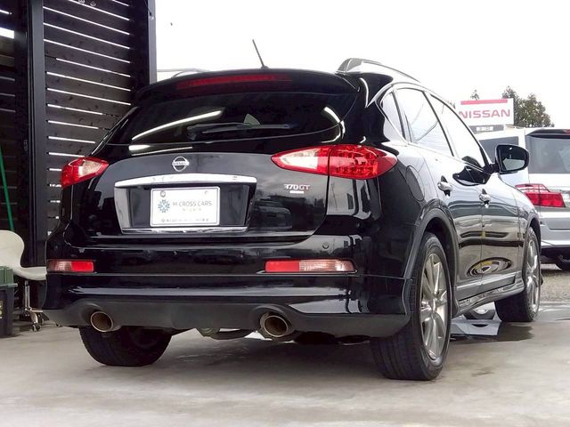 NISSAN SKYLINE CROSSOVER 4WD 2011