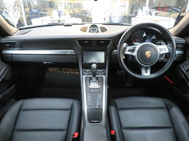 PORSCHE PORSCHE 911 2015