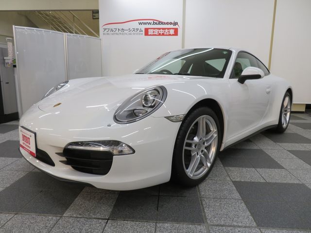 PORSCHE PORSCHE 911 2015