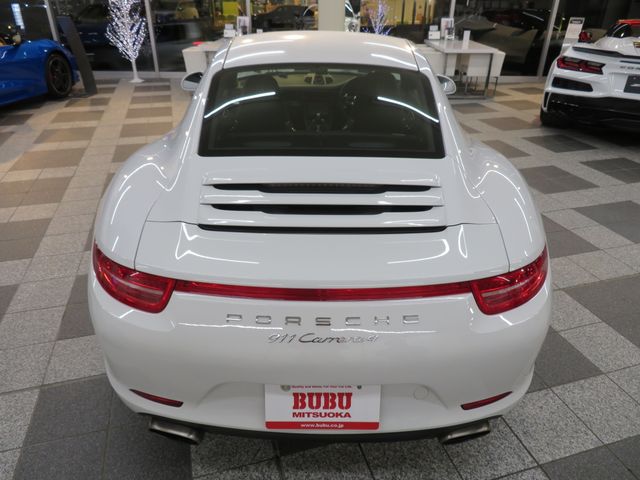 PORSCHE PORSCHE 911 2015