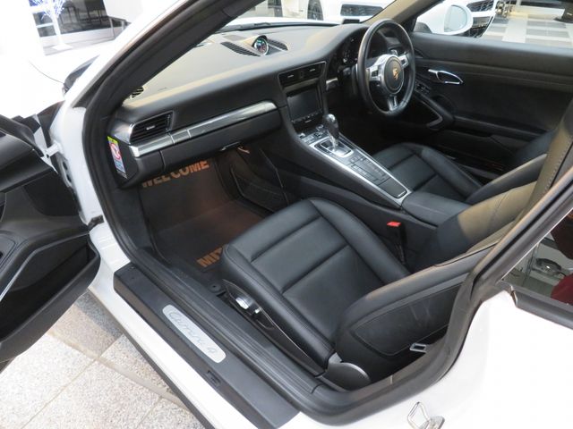 PORSCHE PORSCHE 911 2015