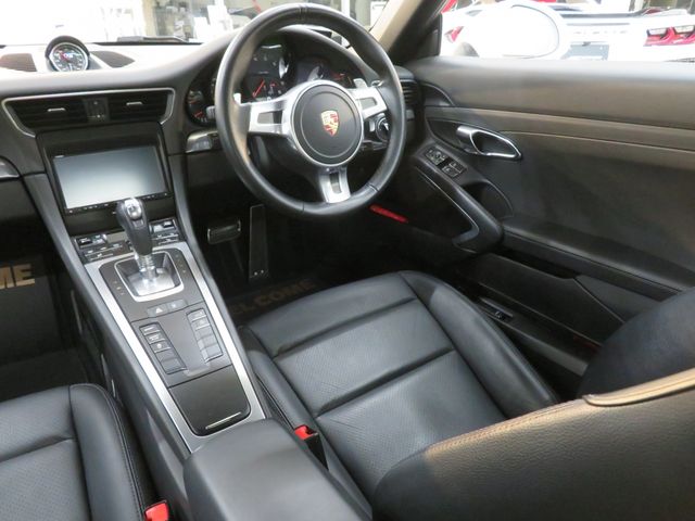 PORSCHE PORSCHE 911 2015