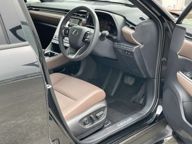 TOYOTA LEXUS LBX 2024