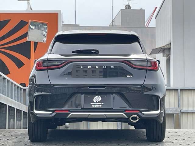 TOYOTA LEXUS LBX 2024