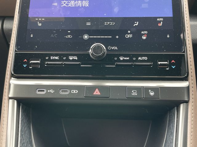 TOYOTA LEXUS LBX 2024