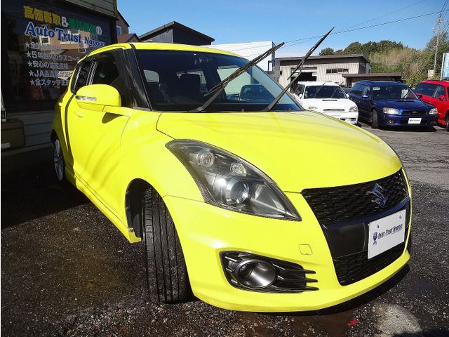 SUZUKI SWIFT 2012