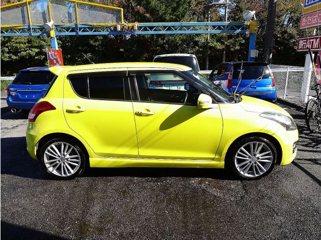 SUZUKI SWIFT 2012