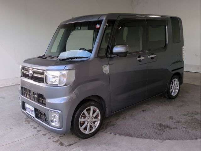 TOYOTA PIXIS MEGA 2016
