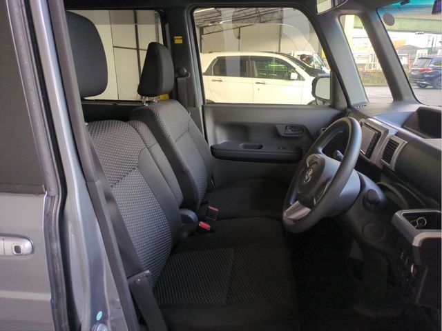 TOYOTA PIXIS MEGA 2016