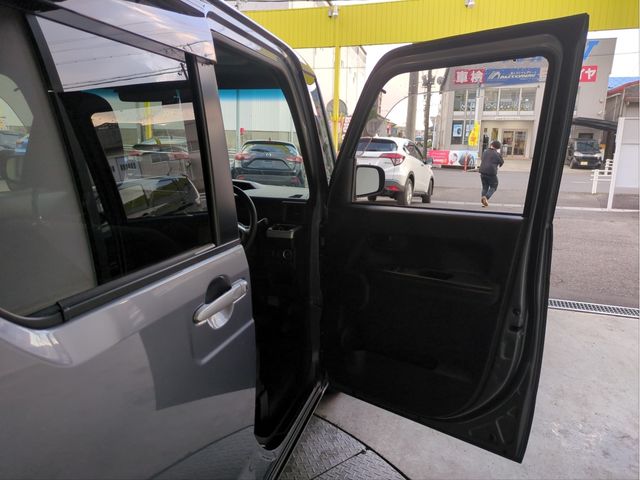 TOYOTA PIXIS MEGA 2016