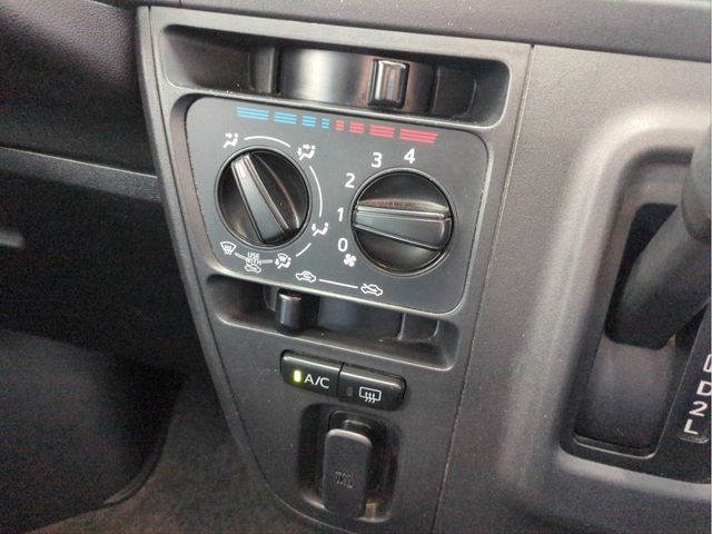 DAIHATSU HIJET CARGO 2018