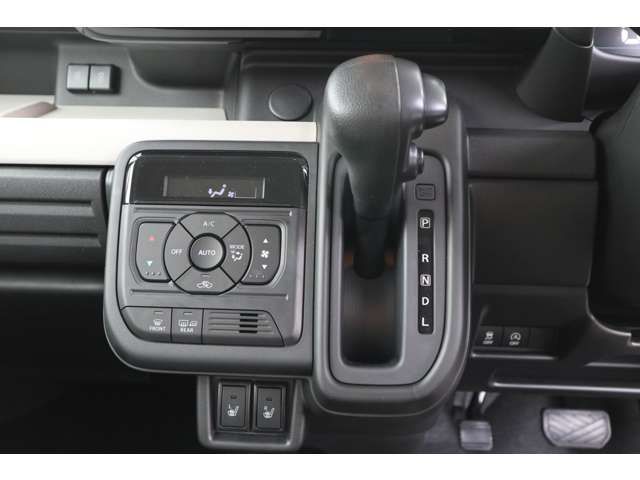 SUZUKI Spacia 4WD 2024