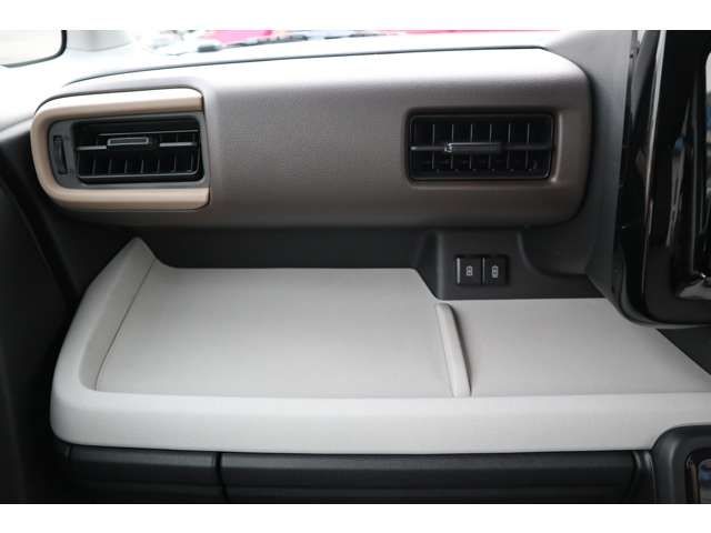 SUZUKI Spacia 4WD 2024