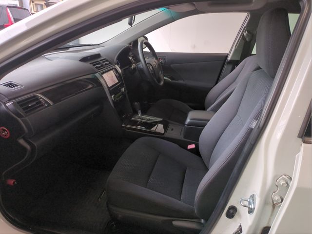 TOYOTA CAMRY HYBRID 2013