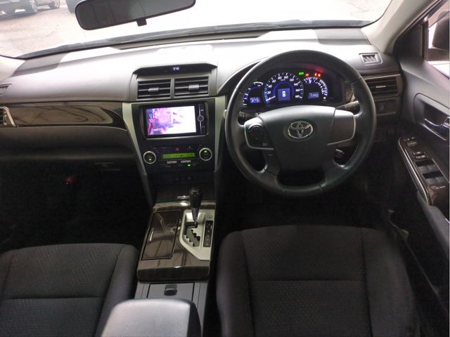 TOYOTA CAMRY HYBRID 2013