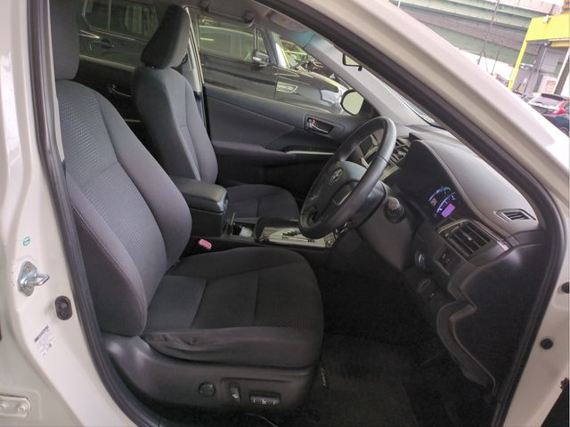 TOYOTA CAMRY HYBRID 2013