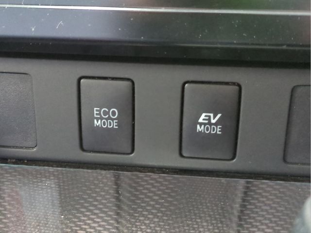 TOYOTA CAMRY HYBRID 2013