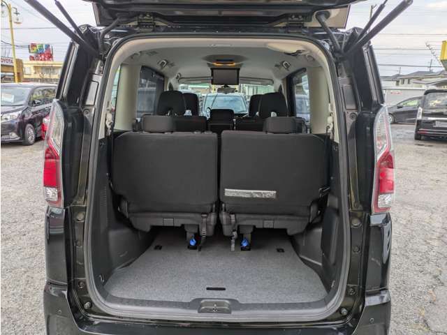 NISSAN SERENA  WG 2017