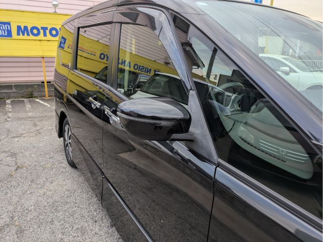 NISSAN SERENA  WG 2017