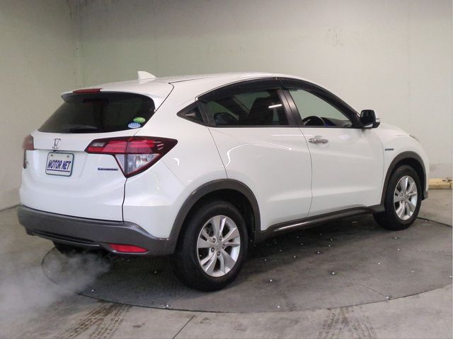 HONDA VEZEL HYBRID 2016