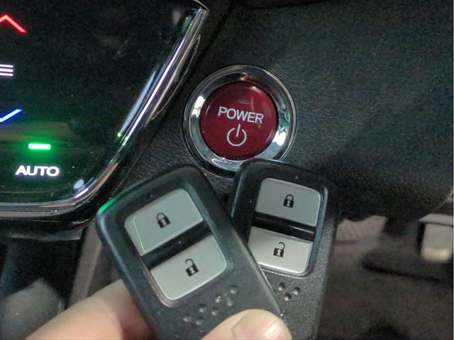 HONDA VEZEL HYBRID 2016